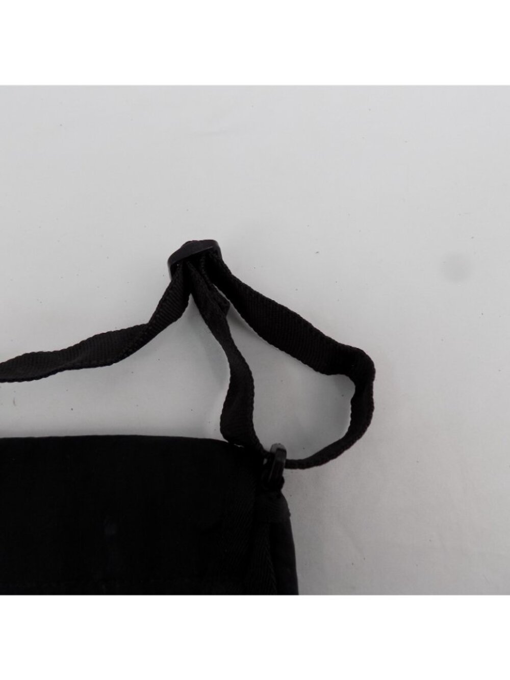 DKNY Black Crossbody Bag Hook & Loop Closure Adjustable Strap Made in Indonesia - Picture 4 of 6